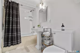 494 Pequot Ct, Fairfield, CT 06890 - Photo 27