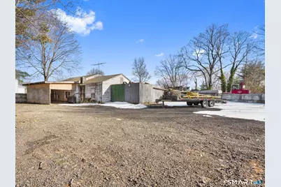 28 Dunn Avenue, Stamford, CT 06905 - Photo 3