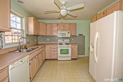 26 Hillside Farms Drive #26, East Windsor, CT 06016 - Photo 23