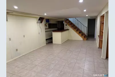 8 Reichelt Terrace, Ansonia, CT 06401 - Photo 15