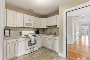 43 E High St, East Hampton, CT 06424 - Photo 27