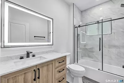 32 Larovera Terrace, Ansonia, CT 06401 - Photo 27