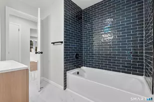 405 Wilcoxson Ave, Stratford, CT 06614 - Photo 11