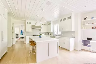 17 Stony Brook Rd, Westport, CT 06880 - Photo 9