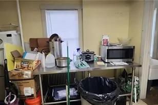 60 Jay St, New London, CT 06320 - Photo 7