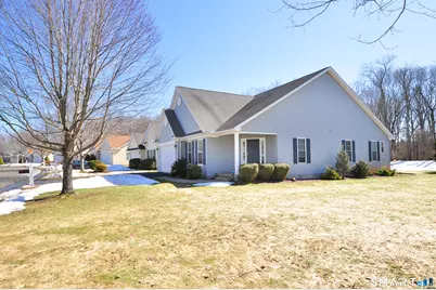 27 Grand Boulevard #27, Ellington, CT 06029 - Photo 3