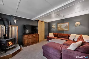 932 Litchfield Turnpike, Bethany, CT 06524 - Photo 15