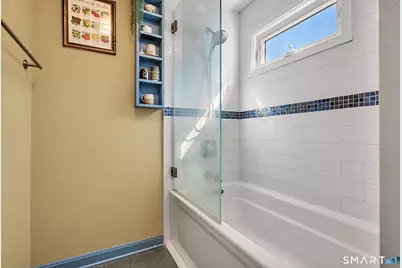 932 Litchfield Turnpike, Bethany, CT 06524 - Photo 13