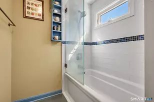 932 Litchfield Turnpike, Bethany, CT 06524 - Photo 13