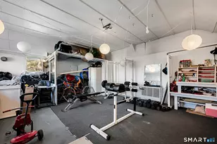 932 Litchfield Turnpike, Bethany, CT 06524 - Photo 31