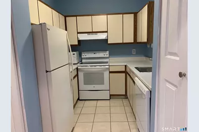 8 Taylor Avenue #APT 2, Norwalk, CT 06854 - Photo 7