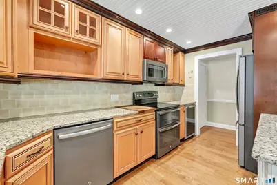 78 Heritage Village #B, Southbury, CT 06488 - Photo 5