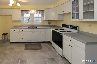 41 Farview Avenue, Old Saybrook, CT 06475 - Photo 11