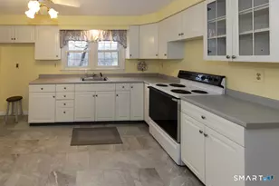 41 Farview Ave, Old Saybrook, CT 06475 - Photo 11