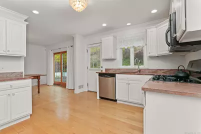 310 Main Street, Westport, CT 06880 - Photo 9