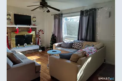 100 Loftus Circle, Bridgeport, CT 06606 - Photo 3