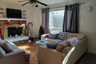 100 Loftus Cir, Bridgeport, CT 06606 - Photo 3