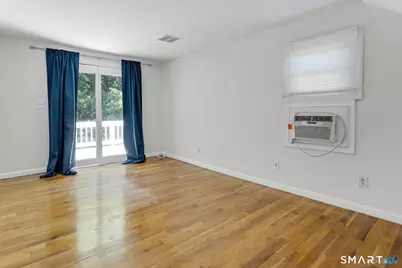 100 Loftus Circle, Bridgeport, CT 06606 - Photo 19