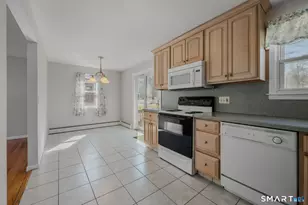 3 Springdale Rd, Waterford, CT 06385 - Photo 7