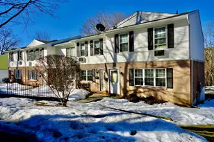 79 Hunter Ct, Torrington, CT 06790 - Photo 3