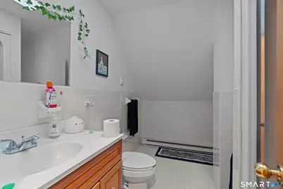 136 Edwards Street #3rd fl, New Haven, CT 06511 - Photo 13