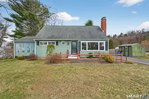 12 Lewis St, Simsbury, CT 06081 - Photo 29