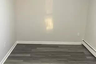 17 Harrison Pl, Hartford, CT 06112 - Photo 5