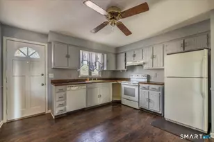 485 Peet St, Bridgeport, CT 06606 - Photo 9