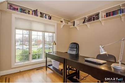 4 Buckingham Lane, West Hartford, CT 06117 - Photo 3