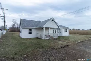 296 E Main St, Clinton, CT 06413 - Photo 3