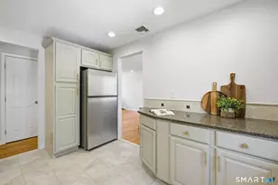 93 Daniel Rd, Hamden, CT 06518 - Photo 11