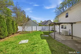 93 Daniel Rd, Hamden, CT 06518 - Photo 37