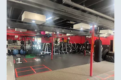 9 Maplewood Avenue, Bloomfield, CT 06002 - Photo 33