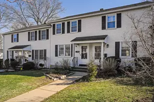 214 Sylvan Knoll Rd, Stamford, CT 06902 - Photo 23