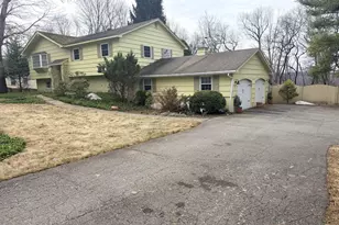 16 Dogwood Dr, New Milford, CT 06776 - Photo 1