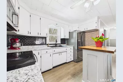 10 First Street, Thompson, CT 06255 - Photo 5