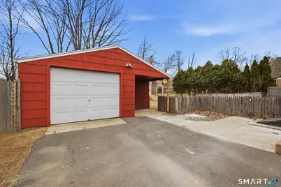 9 Grand Street, Enfield, CT 06082 - Photo 19
