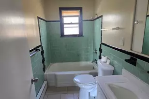 139 Foxon Hill Rd, New Haven, CT 06513 - Photo 7