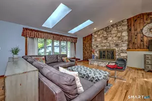 90 Brook Hill Rd, Hamden, CT 06514 - Photo 9