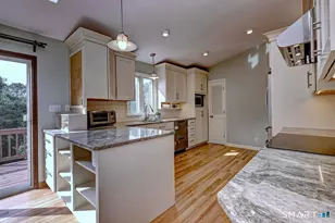 90 Brook Hill Rd, Hamden, CT 06514 - Photo 19