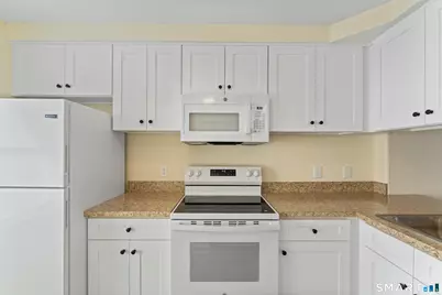 186 Stillwater Avenue #APT 115, Stamford, CT 06902 - Photo 5