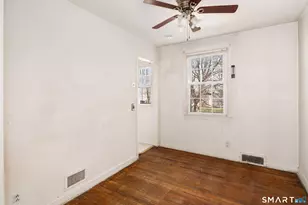 221 Sylvan Knoll Rd, Stamford, CT 06902 - Photo 7