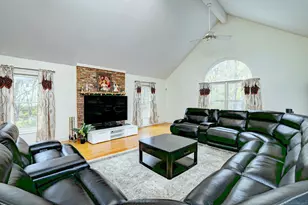 920 Green Cir, Orange, CT 06477 - Photo 19