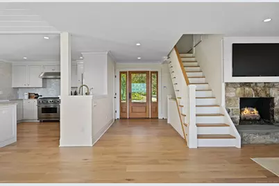 71 Peaceable Ridge Road, Ridgefield, CT 06877 - Photo 9