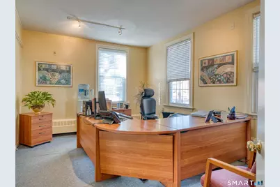 105 Huntington Street, New London, CT 06320 - Photo 17