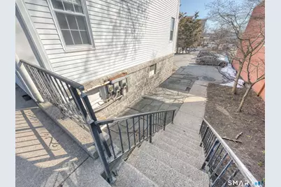 105 Huntington Street, New London, CT 06320 - Photo 19