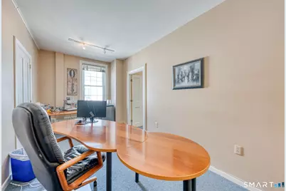 105 Huntington Street, New London, CT 06320 - Photo 21