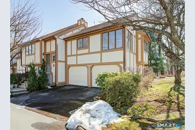 690 Forest Road #703, West Haven, CT 06516 - Photo 3