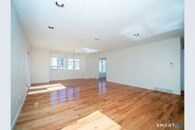 690 Forest Road #703, West Haven, CT 06516 - Photo 13