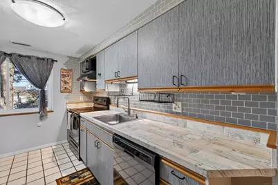 3 Sunridge Lane #3, Cromwell, CT 06416 - Photo 11